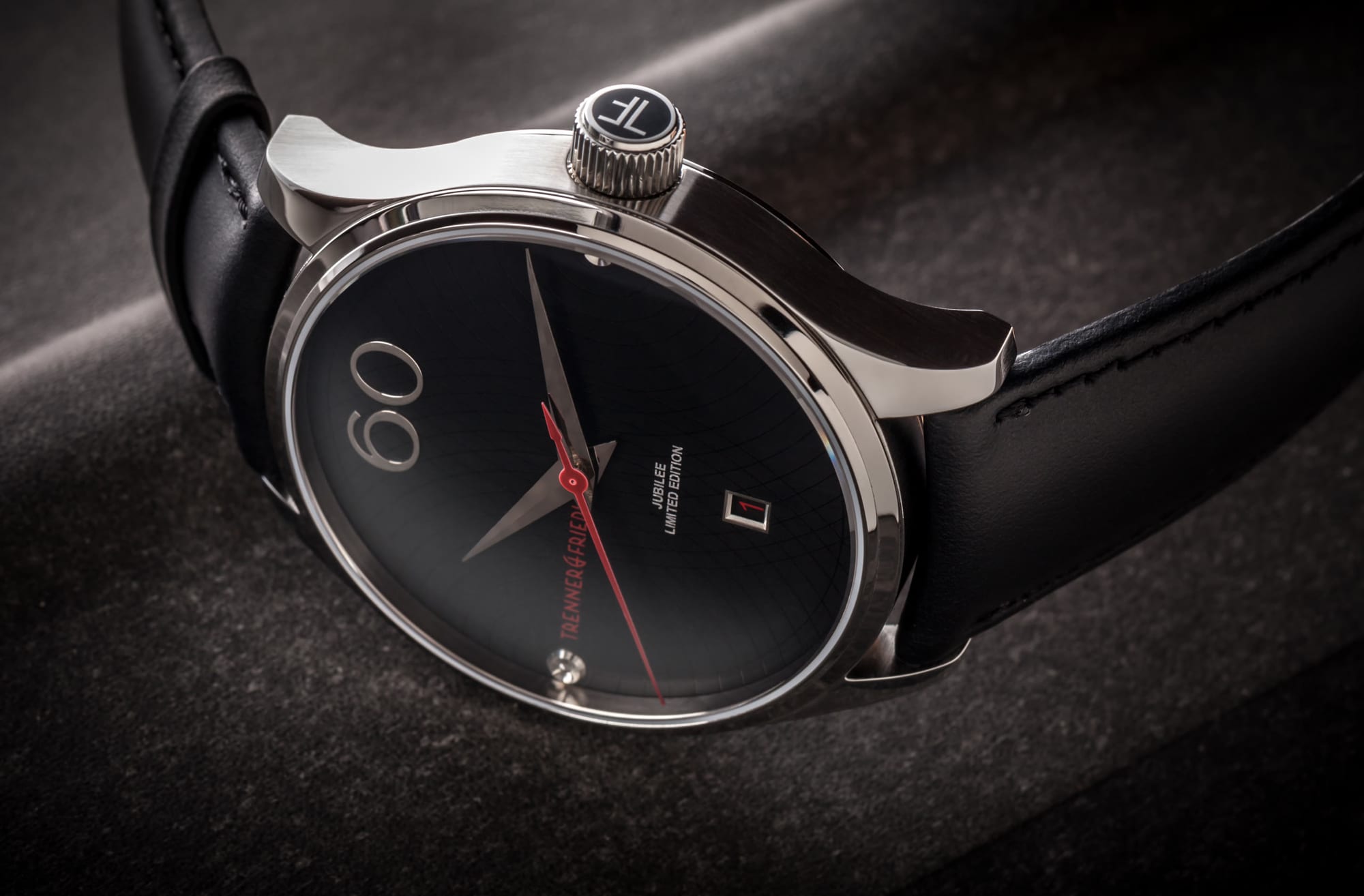 T&F UHR — Trenner & Friedl